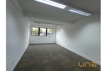 Conjunto Comercial no JUVEVE de 47,50 m²  - 37688.001-GL