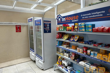 Apartamento com 1 dormitório para alugar, 32 m² por R$ 1.000,0