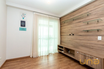 Apartamento com 2 dormitórios à venda, 60 m² por R$ 585.000,00