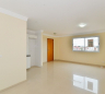 Apartamento com 3 dormitórios para alugar, 76 m² por R$ 3.900,