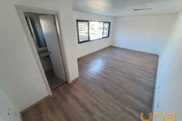 Conjunto Comercial no Centro de 43 m²  - 210811-I2