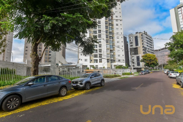 Apartamento com 3 dormitórios para alugar, 143 m² por R$6.800 