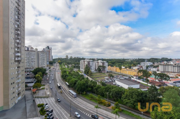 Apartamento com 3 dormitórios para alugar, 143 m² por R$6.800 