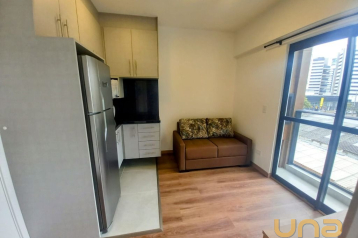 Apartamento com 1 dormitório para alugar, 27 m² por R$ 3.230,0