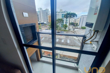 Studio com 1 dormitório para alugar, 22 m² por R$ 2.858,00/mês