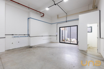 Loja com 97 m² no Centro
