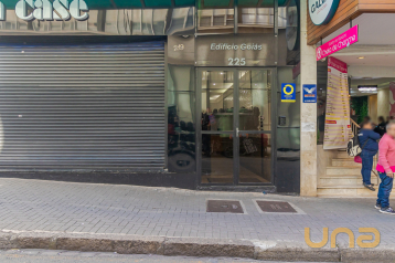 SALA/ CONJUNTO COMERCIAL - 172,20 M² - CENTRO - HABITEC - 0379