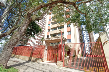 Apartamento no Cristo Rei de 68 m² com 2 quartos  - 211648-I2