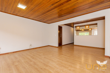 Casa em CAMPO MAGRO de 90,00 m²