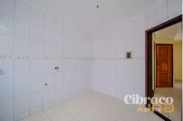 Sobrado com 4 quartos sendo 2 suítes no Uberaba, próximo ao Su
