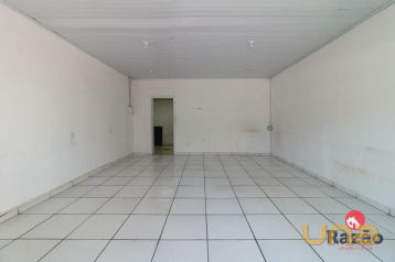 Loja com 50 m² no PINHEIRINHO
