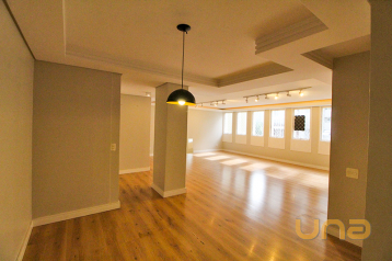 Imobiliária Cilar Aluga Apartamento no Centro com 175,30m², Re