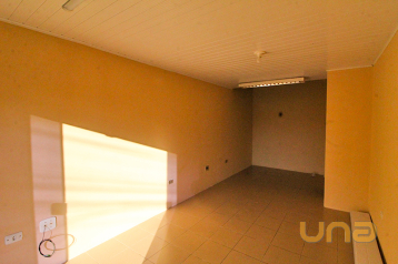 Imobiliária Cilar Vende Loja no Rebouças com 15,50m², Ref. 100