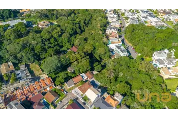 Terreno com 1.607m² ZR3 no Campo Comprido