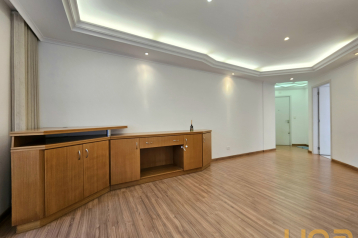 Apartamento com 3 dormitórios para alugar com 77,02m² no Ed. S