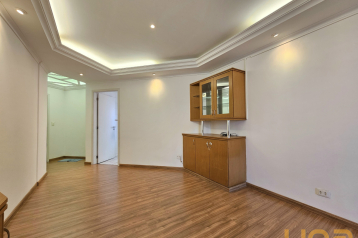 Apartamento com 3 dormitórios para alugar com 77,02m² no Ed. S