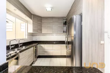 Sobrado Triplex 3 quartos no Uberaba.