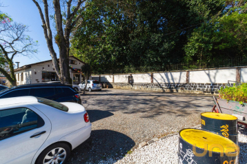 TERRENO COM ÁREA TOTAL 945,32m² - ZR2 - GUABIROTUBA - REF 5843