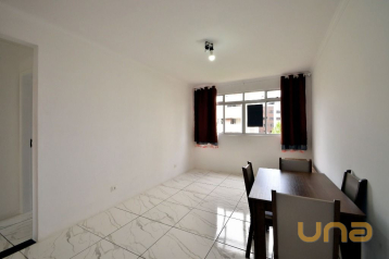 Apartamento com 2 dormitórios para alugar, 53 m² por R$ 2.450,