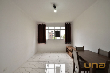 Apartamento com 2 dormitórios para alugar, 53 m² por R$ 2.450,