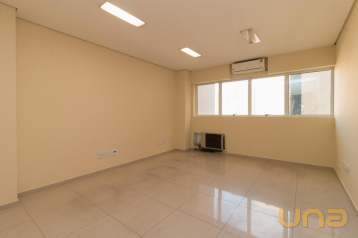 Sala/Conjunto Comercial no Centro de 39,60 m²  - 01081.005-RZ