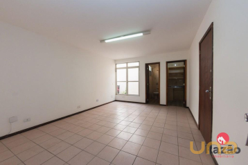 Sala/Conjunto Comercial no Juvevê de 28,8 m²  - 04827.005-RZ