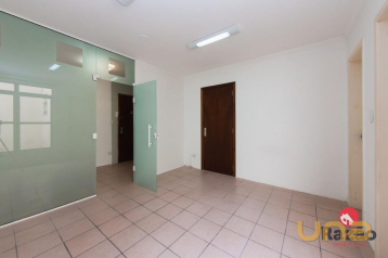 Sala/Conjunto Comercial no Juvevê de 28,8 m²  - 04827.004-RZ