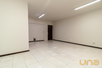 Sala/Conjunto Comercial no Centro de 44,3 m²  - 03972.015-RZ