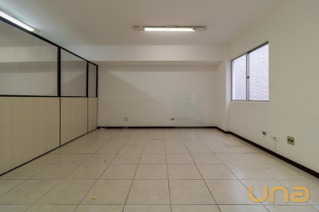 Sala/Conjunto Comercial no Centro de 44,8 m²  - 01081.002-RZ