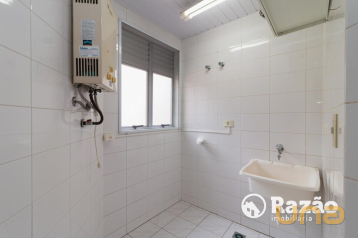 APARTAMENTO COM 02 QUARTOS - ÁREA TOTAL 102,65m² - PORTÃO - RE