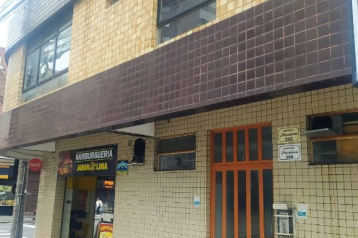 Conjunto para alugar por R$ 550/mês - Centro - Curitiba/PR