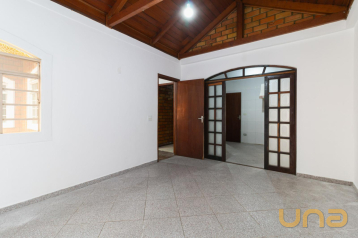 Casa no Santa Felicidade de 105,4 m² com 3 quartos  - 01650.00