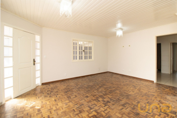 Casa em SANTA FELICIDADE com 218,70m²