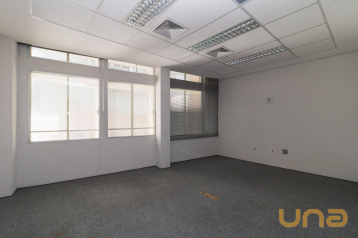 Sala/Conjunto Comercial no Centro de 373,7 m²  - 04835.004-RZ