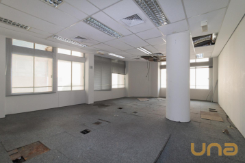 Sala/Conjunto Comercial no Centro de 373,7 m²  - 04835.004-RZ