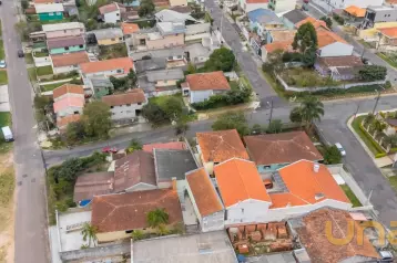 Terreno de esquina em Santa Felicidade