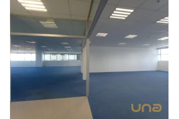 Conjunto Comercial no ALTO DA GLORIA de 444,25 m²  - 35336.005