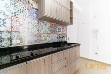 Apartamento com 1 dormitório para alugar, 33 m² por R$ 2.571,0