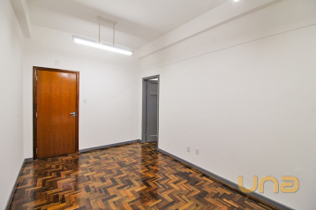 Imobiliária Cilar Aluga Conjunto Comercial no Centro com 32m²,