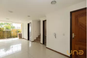 Sobrado em SANTA FELICIDADE com 140m² 