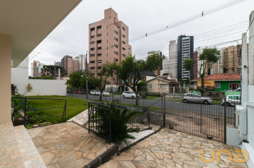 TERRENO  ECO.4 - ÁREA TOTAL 718,80m² - ÁGUA VERDE - REF 5906 R