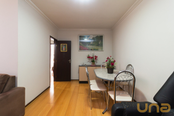 APARTAMENTO COM 02 QUARTOS - ÁREA TOTAL 68,19m² - CENTRO - REF