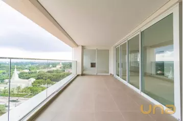 Apartamento com quatros suítes no Ecoville