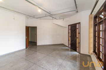 Casa com 5 dormitórios à venda, 547 m² por R$ 1.350.000,00 - B