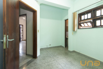 Casa com 5 dormitórios à venda, 547 m² por R$ 1.350.000,00 - B