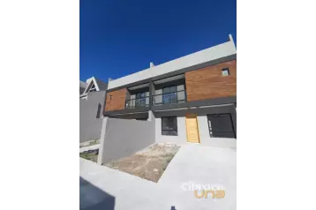 Sobrado com 3 quartos no bairro Xaxim