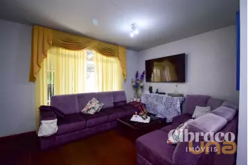 Casa com 4 quartos, em Santa Felicidade