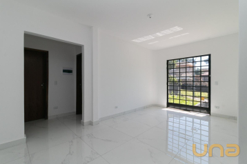 Casa no Água Verde de 199 m²  - 00771.003-RZ