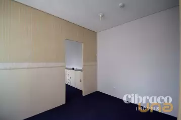 Conjunto Comercial no Centro de 43,52m² - Edifício Credireal