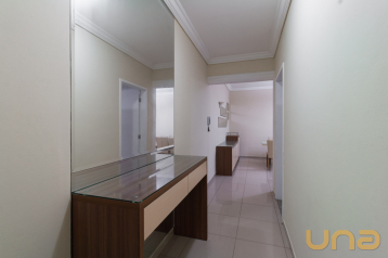 APARTAMENTO COM 03 QUARTOS - ÁREA TOTAL 140,46m² - CENTRO - RE